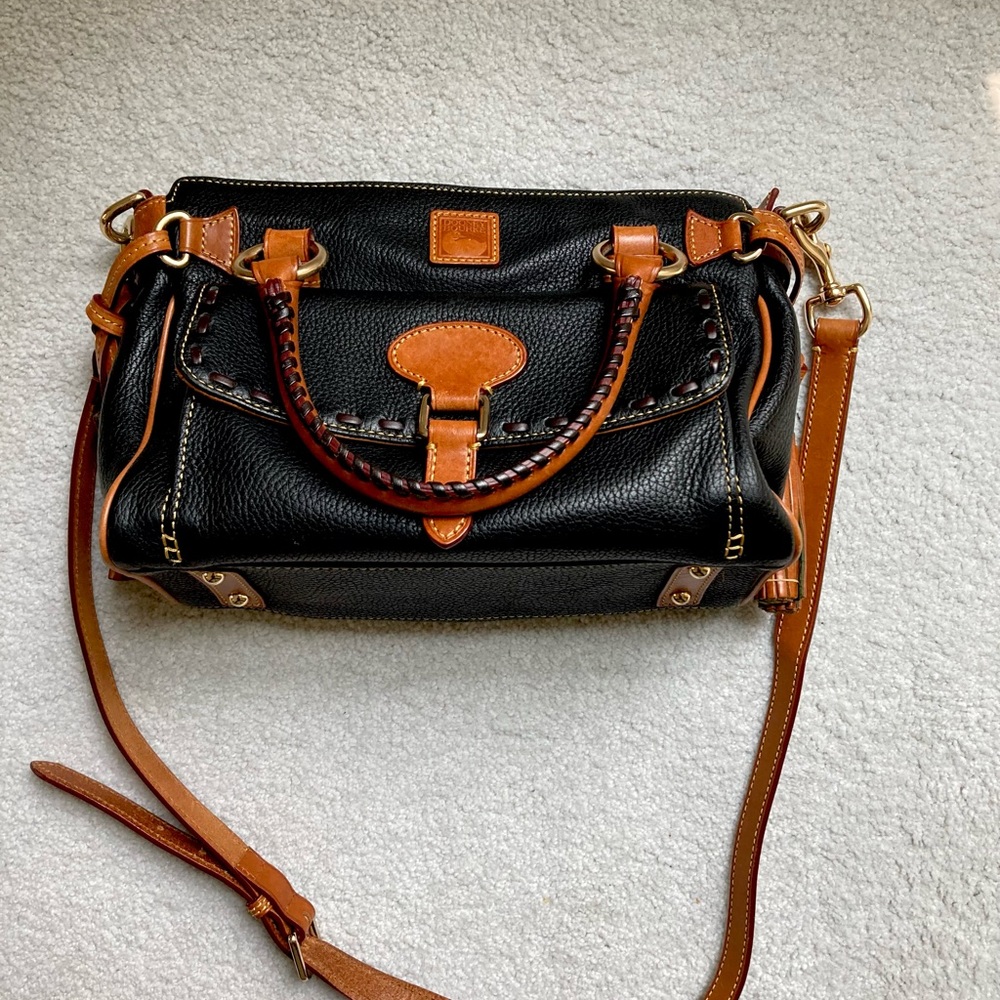 DOONEY & BOURKE HANDBAG